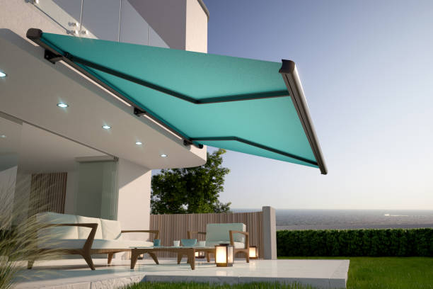Should You Buy a Manual or Motorized Retractable Awning?